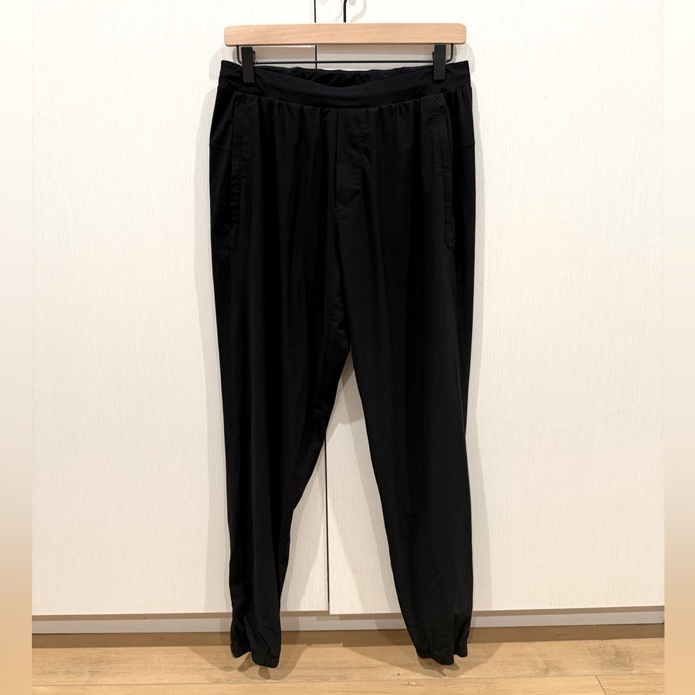 Lululemon Surge Jogger Regular - Men’s Medium